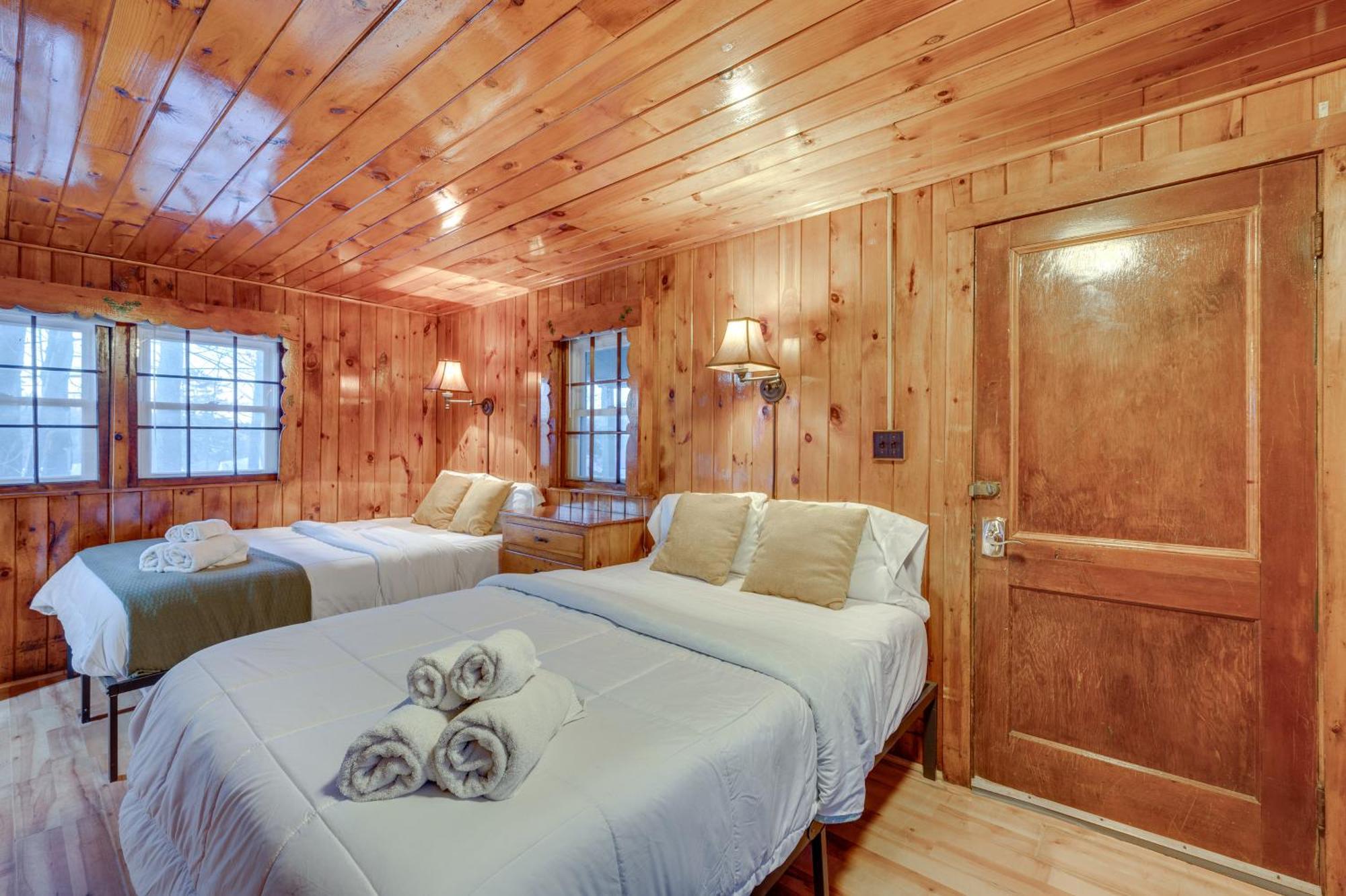 Cozy Laconia Studio With Pool Access - 2 Mi To Lake! Apartment Exterior photo